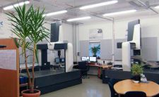 Nach VDI/VDE 2627 Bl.1 vollklimatisierter, 220 Quadratmeter grosser Messraum der Lometec GmbH & Co. KG